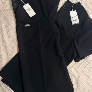 Figs Women's Catarina  Black Scrub tops. Set of 2 NWT!